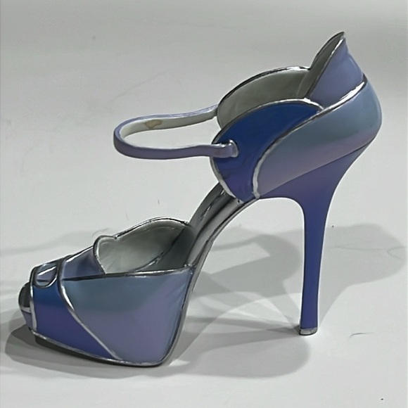 JUST THE RIGHT SHOE, PETALS, ITEM# 810228, LORRAINE VAIL, 2008 - Picture 5 of 9